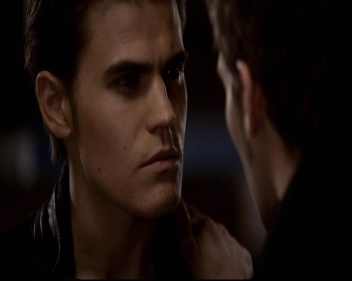 VampireDiariesWorld-dot-org_2x22AsILayDying2140.jpg