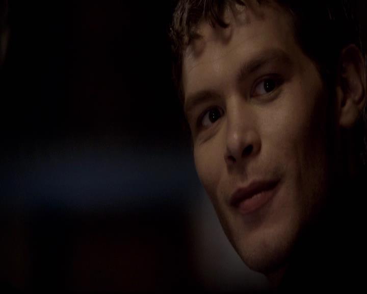 VampireDiariesWorld-dot-org_2x22AsILayDying2153.jpg