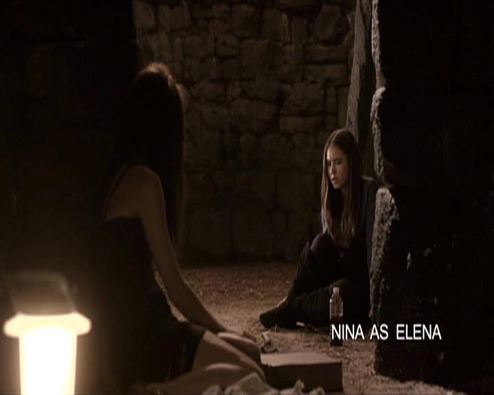 VampireDiariesWorld-dot-org_Seizoen2-DVDExtras-HerOwnWorstEnemy_ElenaKatherineandNina0141.jpg