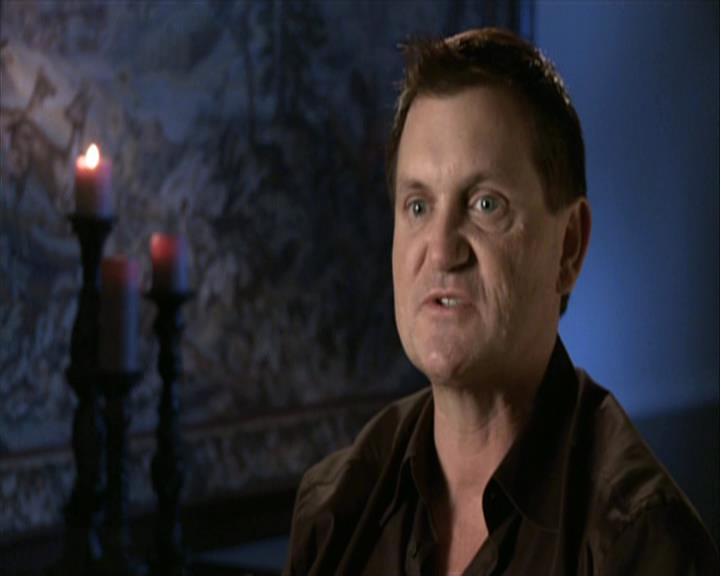 VampireDiariesWorld-dot-org_Seizoen2-DVDExtras-HerOwnWorstEnemy_ElenaKatherineandNina0235.jpg
