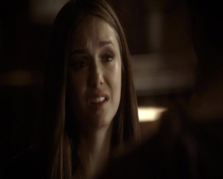 VampireDiariesWorld-dot-org_Seizoen2-DVDExtras-HerOwnWorstEnemy_ElenaKatherineandNina0356.jpg