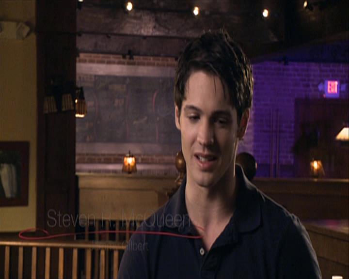 VampireDiariesWorld-dot-org_Seizoen2-DVDExtras-HerOwnWorstEnemy_ElenaKatherineandNina0377.jpg