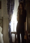 VampireDiariesWorld-dot-org_Seizoen2-DVDExtras-HerOwnWorstEnemy_ElenaKatherineandNina0011.jpg