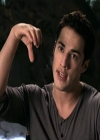 VampireDiariesWorld-dot-org_Seizoen2-DVDExtras-PagesOfTheWolf-BuildingTheBeast0230.jpg