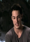 VampireDiariesWorld-dot-org_Seizoen2-DVDExtras-PagesOfTheWolf-HowlingAtTheMoon0108.jpg