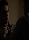 VampireDiariesWorld-dot-org_Seizoen2-DVDExtras-PagesOfTheWolf-TheMythAndTheMystery0136.jpg