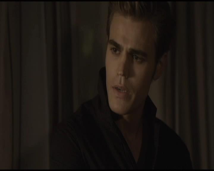 VampireDiariesWorld-dot-org_Seizoen2-DVDScenes-2x01TheReturn0117.jpg