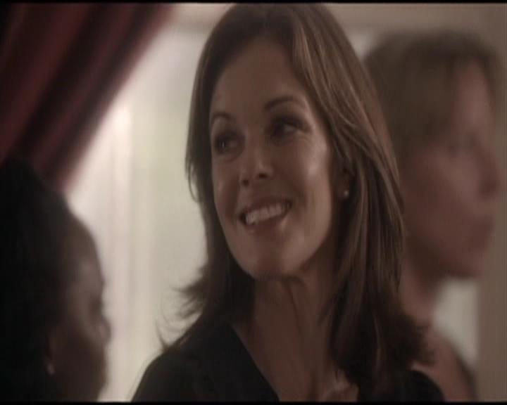 VampireDiariesWorld-dot-org_Seizoen2-DVDScenes-2x01TheReturn0151.jpg