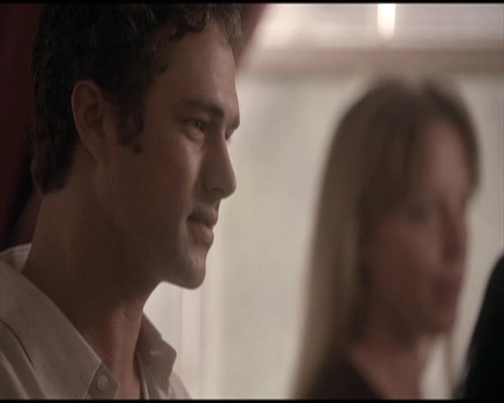 VampireDiariesWorld-dot-org_Seizoen2-DVDScenes-2x01TheReturn0155.jpg