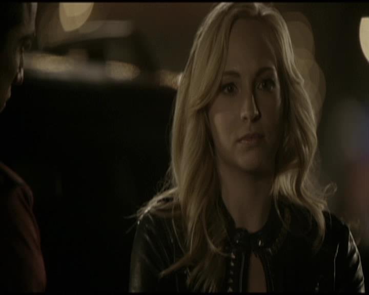 VampireDiariesWorld-dot-org_Seizoen2-DVDScenes-2x09Katerina0032.jpg