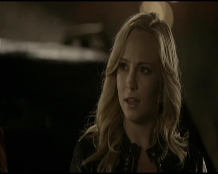 VampireDiariesWorld-dot-org_Seizoen2-DVDScenes-2x09Katerina0062.jpg