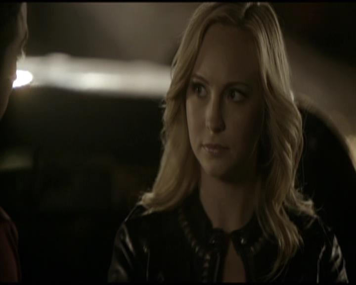 VampireDiariesWorld-dot-org_Seizoen2-DVDScenes-2x09Katerina0071.jpg