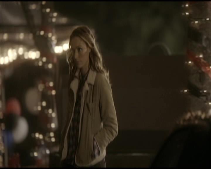 VampireDiariesWorld-dot-org_Seizoen2-DVDScenes-2x09Katerina0113.jpg