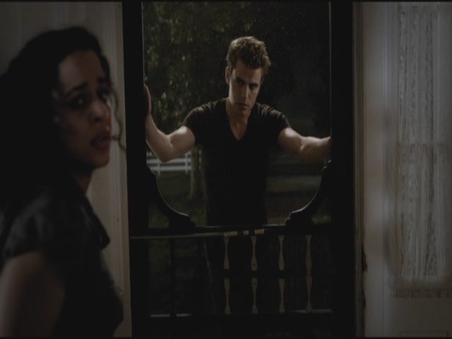 VampireDiariesWorld-dot-org-TVD_3x01TheBirthday0103.jpg