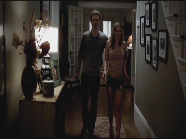 VampireDiariesWorld-dot-org-TVD_3x01TheBirthday0105.jpg