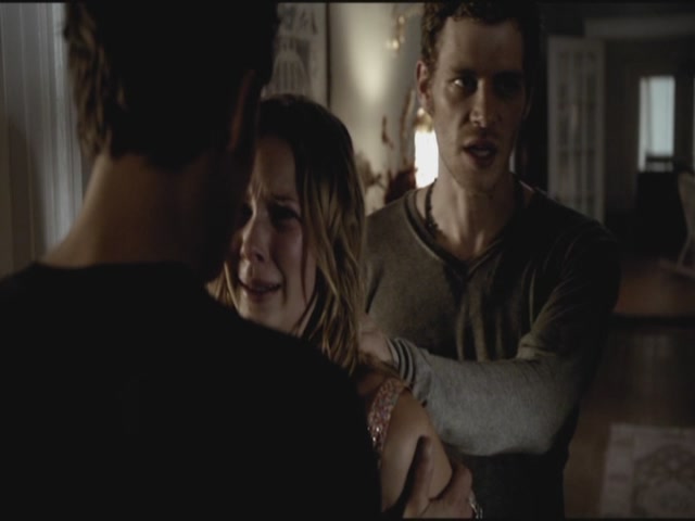 VampireDiariesWorld-dot-org-TVD_3x01TheBirthday0129.jpg