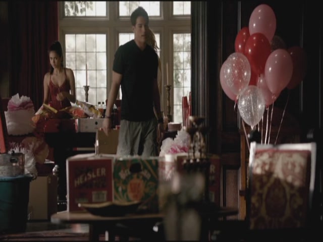 VampireDiariesWorld-dot-org-TVD_3x01TheBirthday0731.jpg