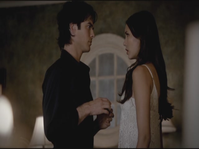 VampireDiariesWorld-dot-org-TVD_3x01TheBirthday0985.jpg