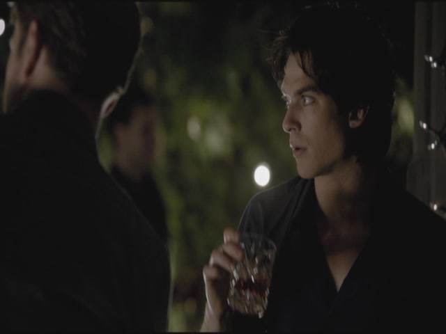 VampireDiariesWorld-dot-org-TVD_3x01TheBirthday1181.jpg