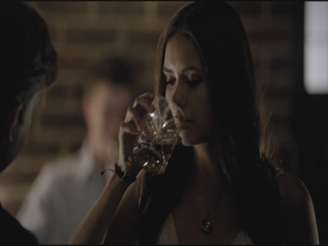 VampireDiariesWorld-dot-org-TVD_3x01TheBirthday1188.jpg