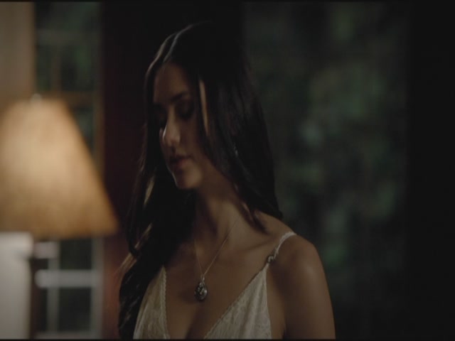 VampireDiariesWorld-dot-org-TVD_3x01TheBirthday1409.jpg