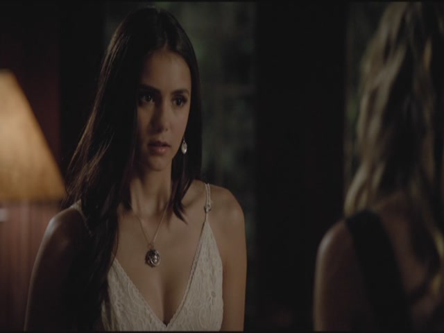 VampireDiariesWorld-dot-org-TVD_3x01TheBirthday1419.jpg