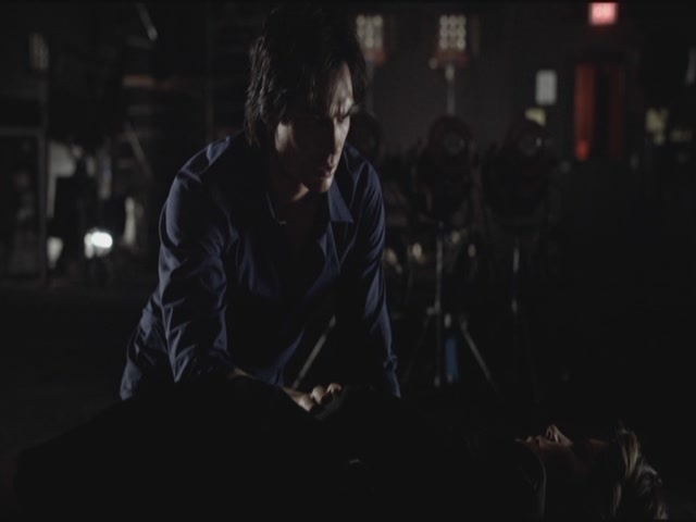 VampireDiariesWorld-dot-org-TVD_3x01TheBirthday1624.jpg