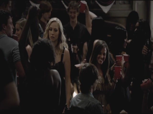 VampireDiariesWorld-dot-org-TVD_3x01TheBirthday1702.jpg