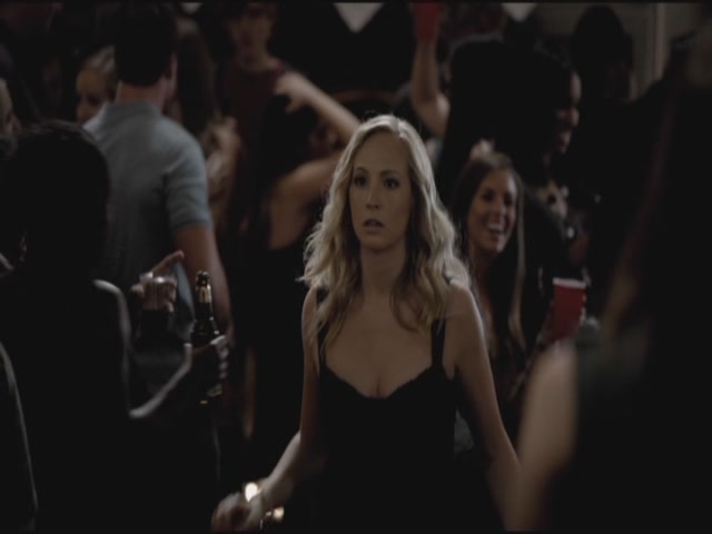 VampireDiariesWorld-dot-org-TVD_3x01TheBirthday1704.jpg