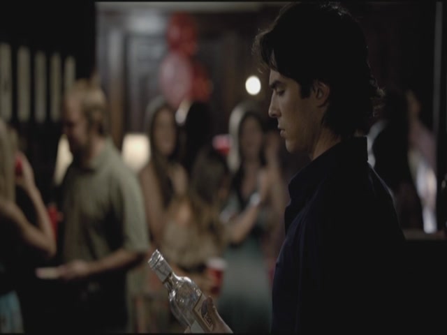 VampireDiariesWorld-dot-org-TVD_3x01TheBirthday1746.jpg