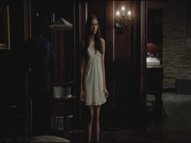 VampireDiariesWorld-dot-org-TVD_3x01TheBirthday1825.jpg