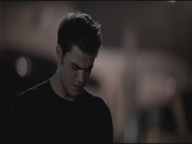 VampireDiariesWorld-dot-org-TVD_3x01TheBirthday2120.jpg