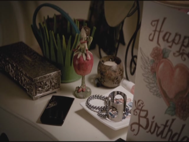 VampireDiariesWorld-dot-org-TVD_3x01TheBirthday2142.jpg