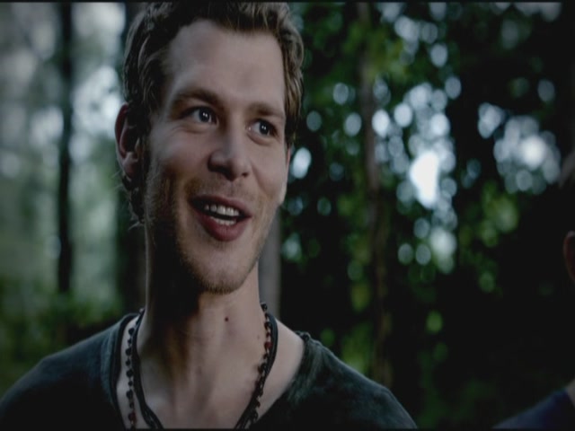 VampireDiariesWorld-dot-org-TVD_3x02TheHybrid2457.jpg