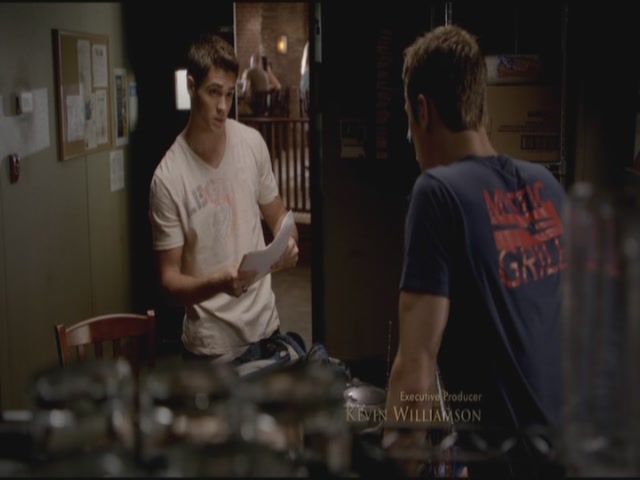 VampireDiariesWorld-dot-org-TVD_3x02TheHybrid2593.jpg