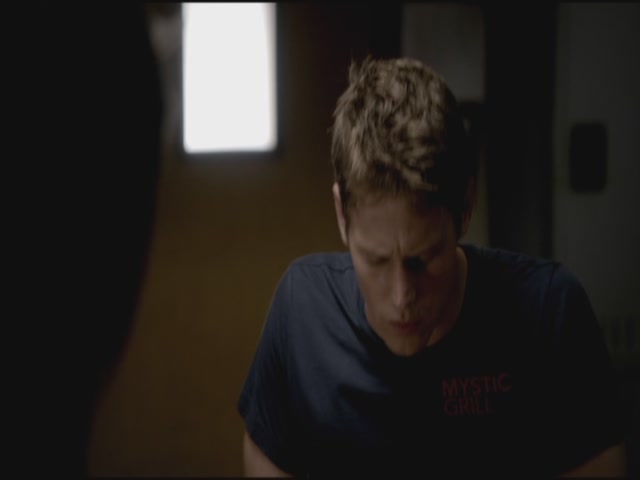 VampireDiariesWorld-dot-org-TVD_3x02TheHybrid2596.jpg