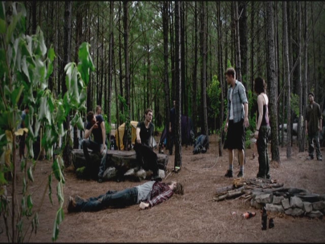 VampireDiariesWorld-dot-org-TVD_3x02TheHybrid2719.jpg