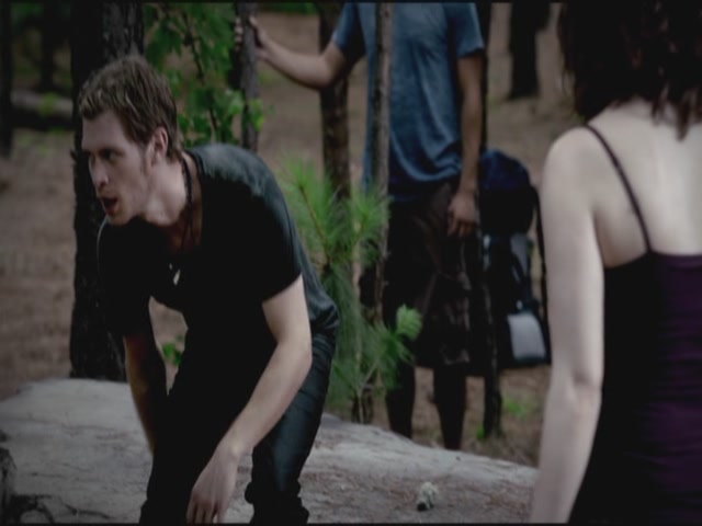 VampireDiariesWorld-dot-org-TVD_3x02TheHybrid2755.jpg