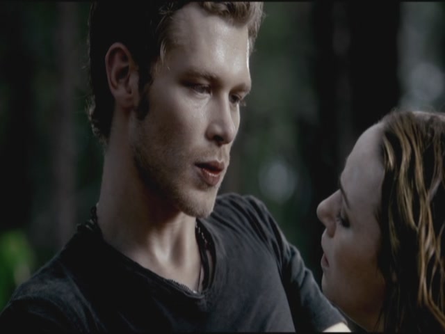 VampireDiariesWorld-dot-org-TVD_3x02TheHybrid2776.jpg