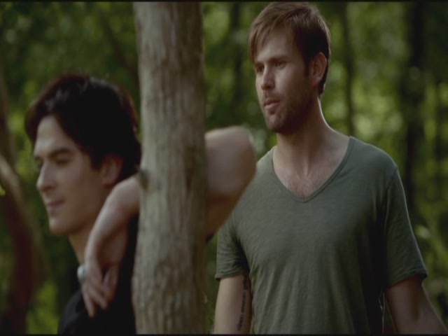 VampireDiariesWorld-dot-org-TVD_3x02TheHybrid3028.jpg