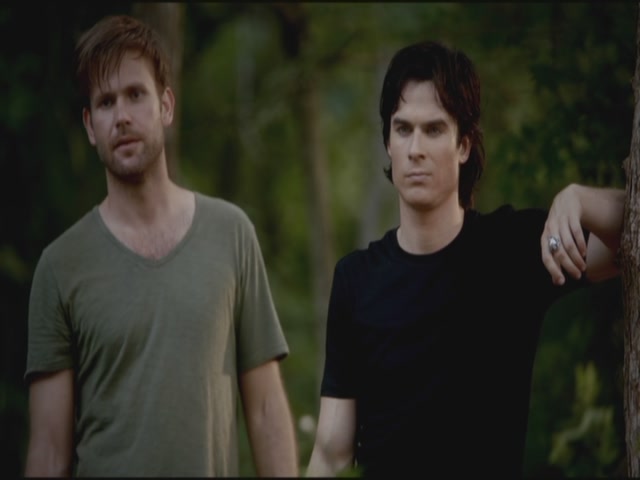 VampireDiariesWorld-dot-org-TVD_3x02TheHybrid3115.jpg