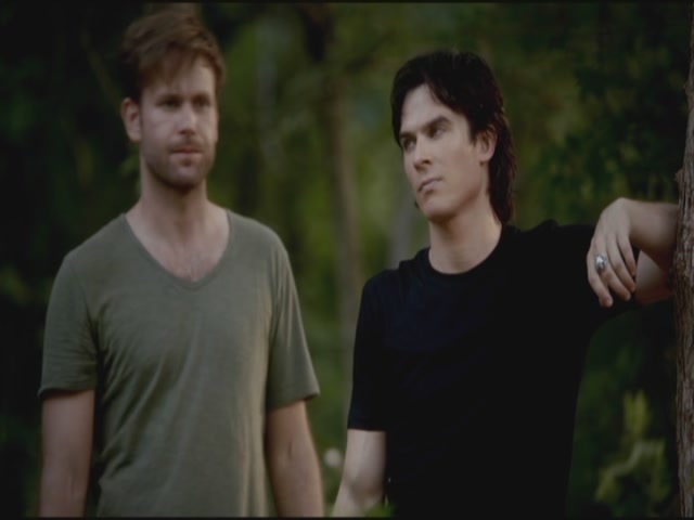 VampireDiariesWorld-dot-org-TVD_3x02TheHybrid3116.jpg