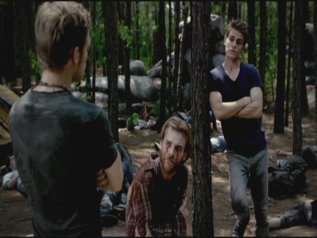 VampireDiariesWorld-dot-org-TVD_3x02TheHybrid3193.jpg