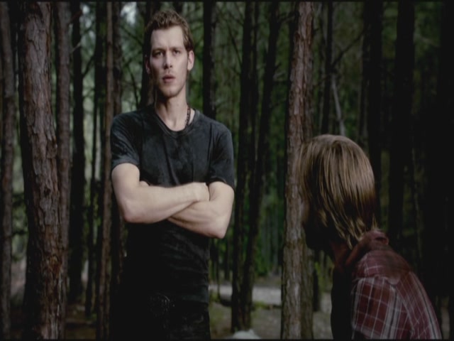 VampireDiariesWorld-dot-org-TVD_3x02TheHybrid3194.jpg