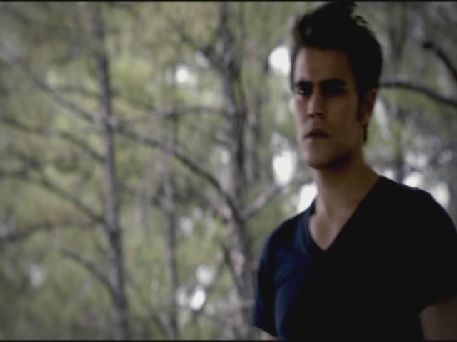 VampireDiariesWorld-dot-org-TVD_3x02TheHybrid3235.jpg