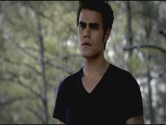 VampireDiariesWorld-dot-org-TVD_3x02TheHybrid3237.jpg