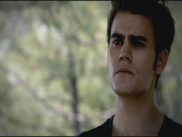 VampireDiariesWorld-dot-org-TVD_3x02TheHybrid3241.jpg