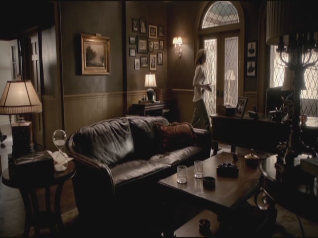 VampireDiariesWorld-dot-org-TVD_3x02TheHybrid3298.jpg