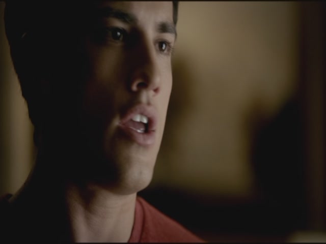 VampireDiariesWorld-dot-org-TVD_3x02TheHybrid3354.jpg