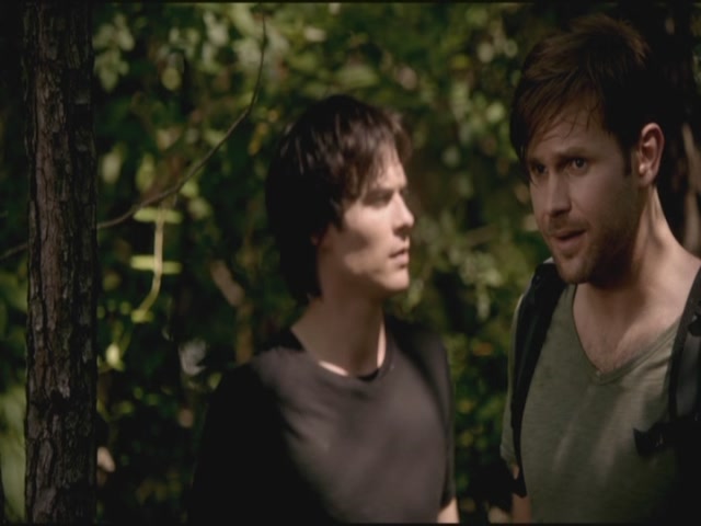 VampireDiariesWorld-dot-org-TVD_3x02TheHybrid3381.jpg